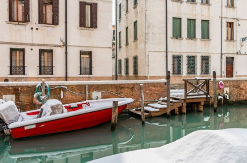 Foto 32 - Venice Canal View Boutique Apartment