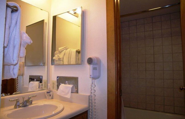 Fox Pine Lodge 4 Bed 4 Bath Condo - Photo 53