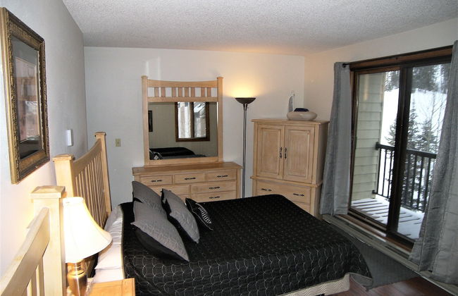 Fox Pine Lodge 4 Bed 4 Bath Condo - Photo 12