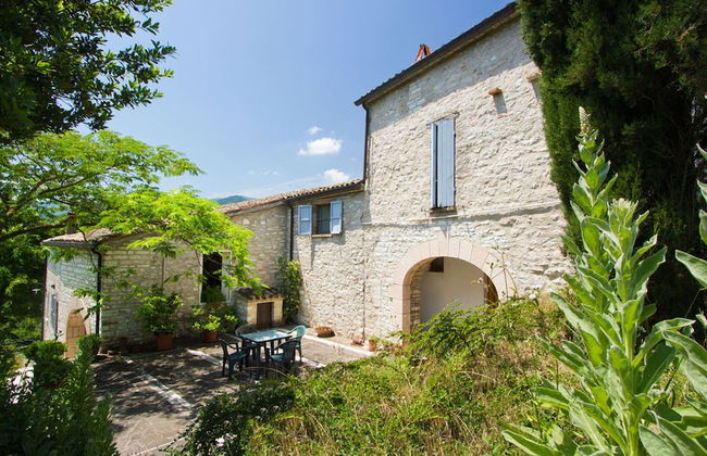 Romantic Countryside Getaway - Photo 23