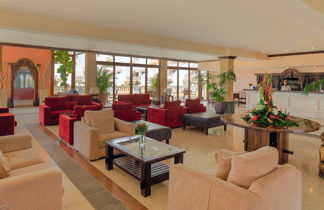 Photo 2 - Regency Country Club, Apartments Suites