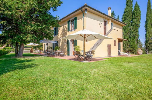 Photo 28 - Splendid Holiday Home in Orciatico with Hot Tub & Pool