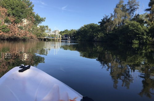 Photo 33 - Rad's Cozy Cottage on Canal