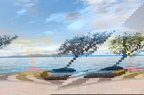 Photo 28 - Apartment in Lazise With Lake View & Pool