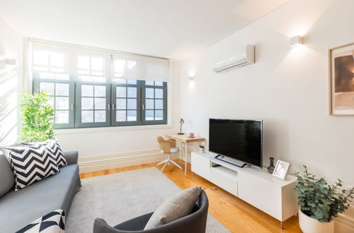 Photo 20 - Apartment Bonfim Perfect Stays