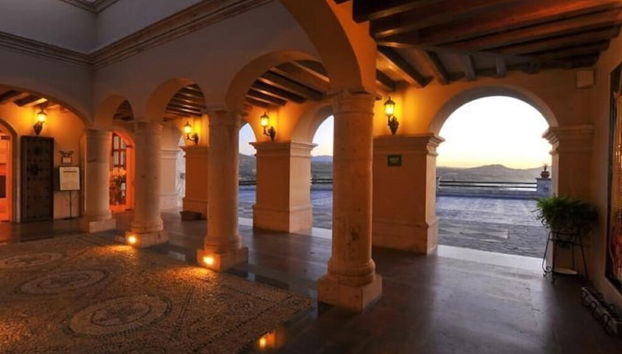 Entrada (vista interior)