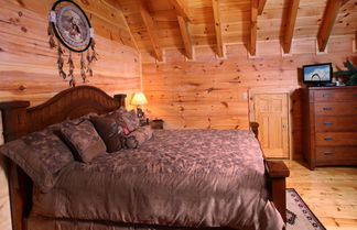 Photo 3 - Off The Clock - Four Bedroom Cabin