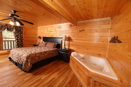 Photo 7 - Mayberry - Three Bedroom Cabin