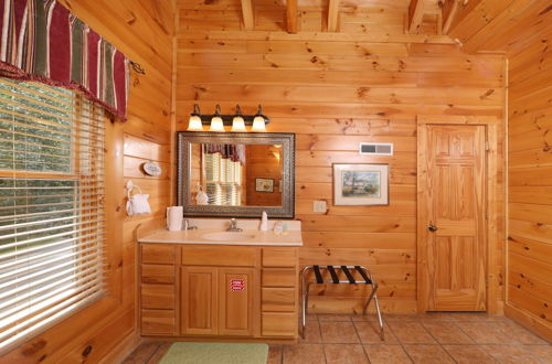 Photo 17 - Mayberry - Three Bedroom Cabin