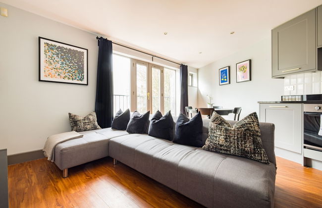Spacious 2 Bed - Battersea High Street - Foto 21