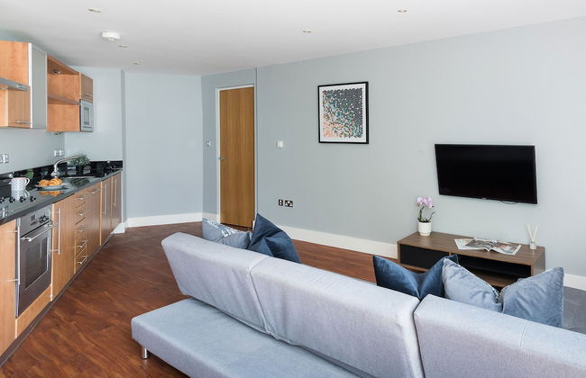 Spacious 2 Bed - Battersea High Street - Foto 39
