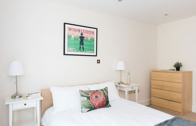 Spacious 2 Bed - Battersea High Street - Foto 1