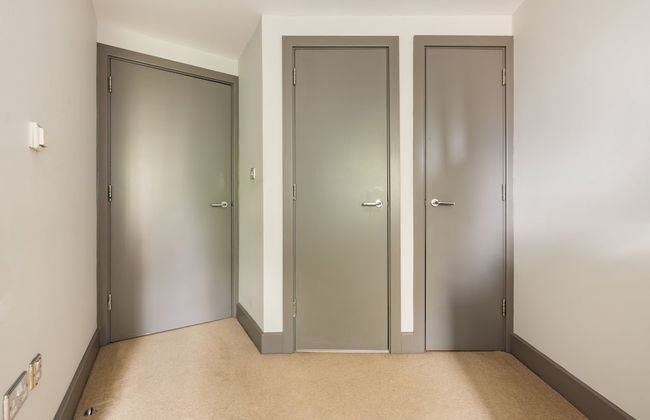 Spacious 2 Bed - Battersea High Street - Foto 18