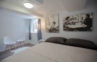 Photo 3 - Cozy 1 BDR in Heart of Logan Square & Near Train