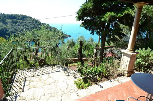 Foto 1 - Cozy Holiday Home in Lerici near Sea