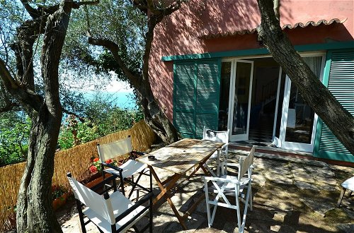Foto 15 - Cozy Holiday Home in Lerici near Sea