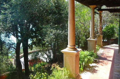 Photo 13 - Cozy Holiday Home in Lerici near Sea