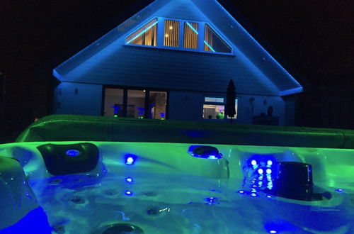 Photo 25 - Four Corners Holiday Home with Hot Tub & Sauna