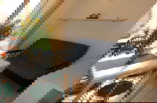 Foto 8 - Holiday Home with Nicely Decorated Interior near Lake Garda