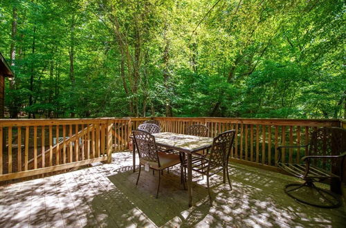 Photo 39 - Harleys River Retreat - Charming Cabin in Coosawattee River Resort Hot tub