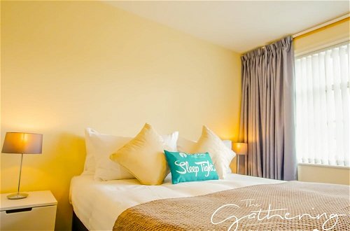Photo 5 - The Gathering Chester 1 Sleeps 14 Very Close to City Centre Racecourse Within Walls