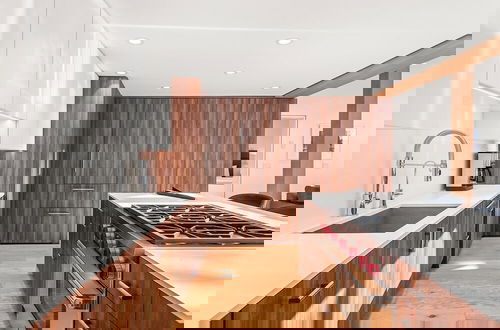 Foto 26 - Fifth Avenue Condominiums by Frias