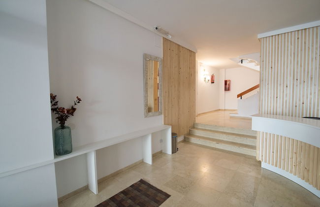 Apartamentos Mestret - Foto 2