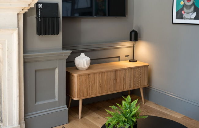 Hiding Space - Trim Street Apartments - Foto 47