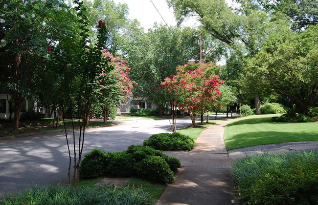 Brookwood Courtyard by BCA Furnished Apt - Foto 28