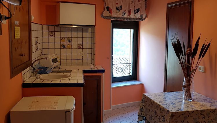 Photo 1 - Cosy Studio Apartment, Between Rome and ski Resort