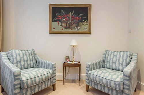 Photo 40 - JOIVY Stylish 3 BR House with Patio, Short Walk to Regents Park & Harley Street