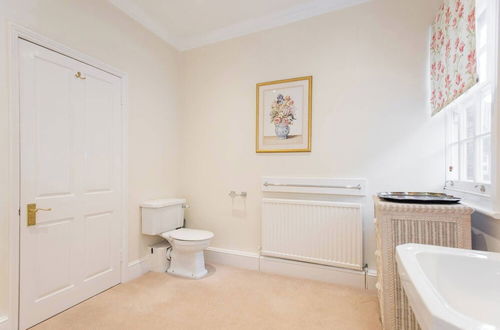 Photo 30 - JOIVY Stylish 3 BR House with Patio, Short Walk to Regents Park & Harley Street