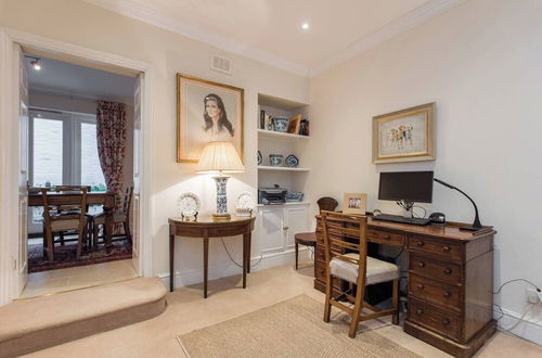 Photo 44 - JOIVY Stylish 3 BR House with Patio, Short Walk to Regents Park & Harley Street