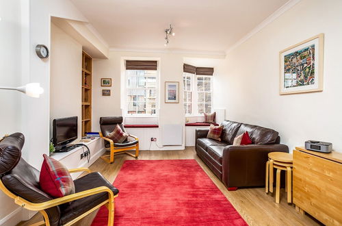 Photo 1 - Lovely 2-bed Apartment in Old Town Edinburgh