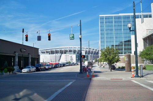 Photo 28 - Bridgestreet at Current at the Banks