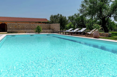 Foto 28 - Luxurious Villa in Skabrnje With Swimming Pool