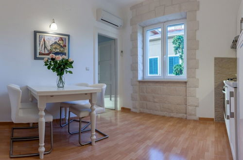 Photo 10 - Classy Apartment in the Center of Split