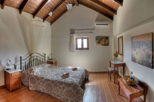 Photo 4 - Douliana Villas