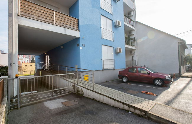 Galileo Apartment - Photo 13