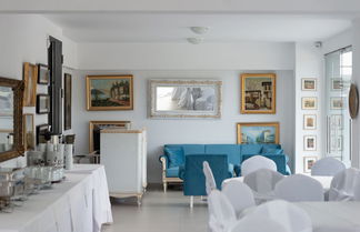 Photo 3 - Light Blue Luxury Rooms