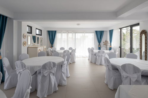 Photo 73 - Light Blue Luxury Rooms