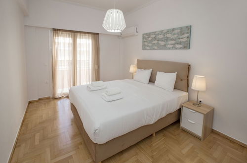 Photo 10 - Roomy & Comfortable Apt Near Acropolis by GHH