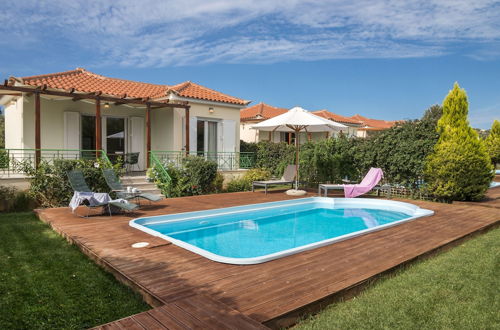 Foto 1 - Sun, Sand & Seclusion - Artemis with Private Pool