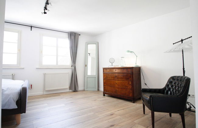 Boutique Charme Apartments 10 - Photo 5
