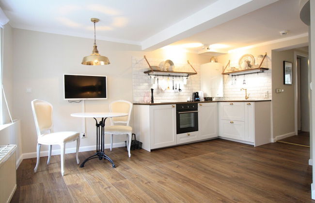 Boutique Charme Apartments 10 - Photo 16