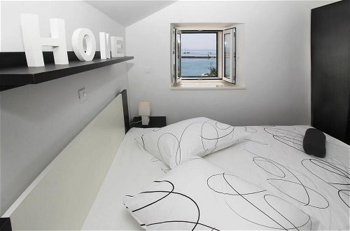 Photo 4 - Marineta Focus Luxury Apartment