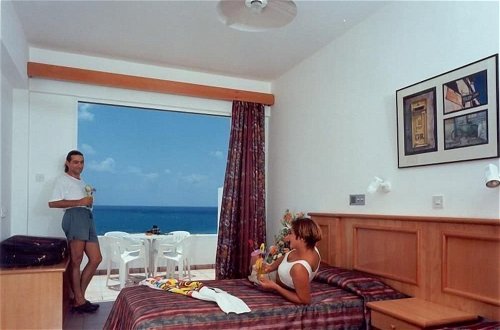 Foto 5 - Corallia Beach Hotel Apartments