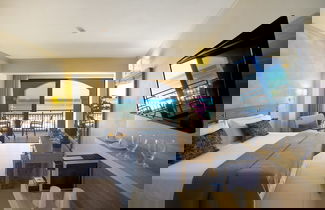Photo 3 - Atlantis Beach Hotel