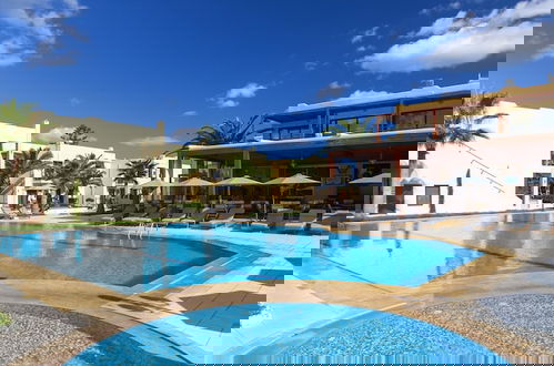 Photo 18 - Atlantis Beach Hotel