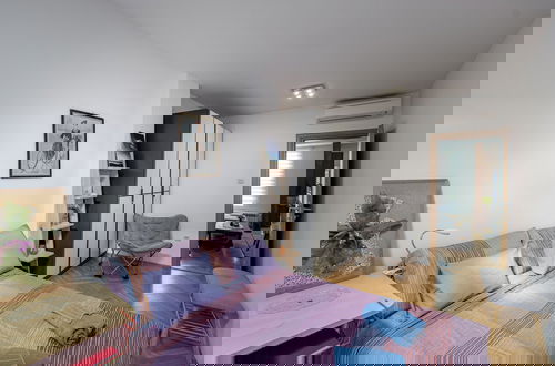 Photo 8 - Apartment F9